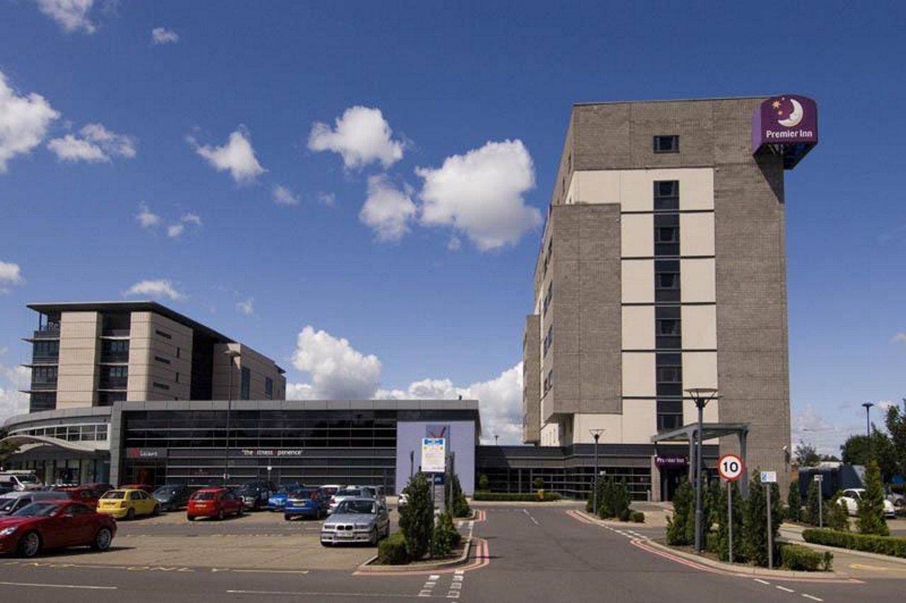 Premier Inn Newcastle Team Valley Gateshead Esterno foto