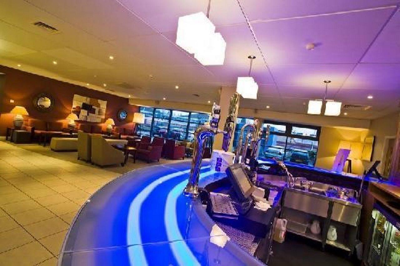 Premier Inn Newcastle Team Valley Gateshead Esterno foto