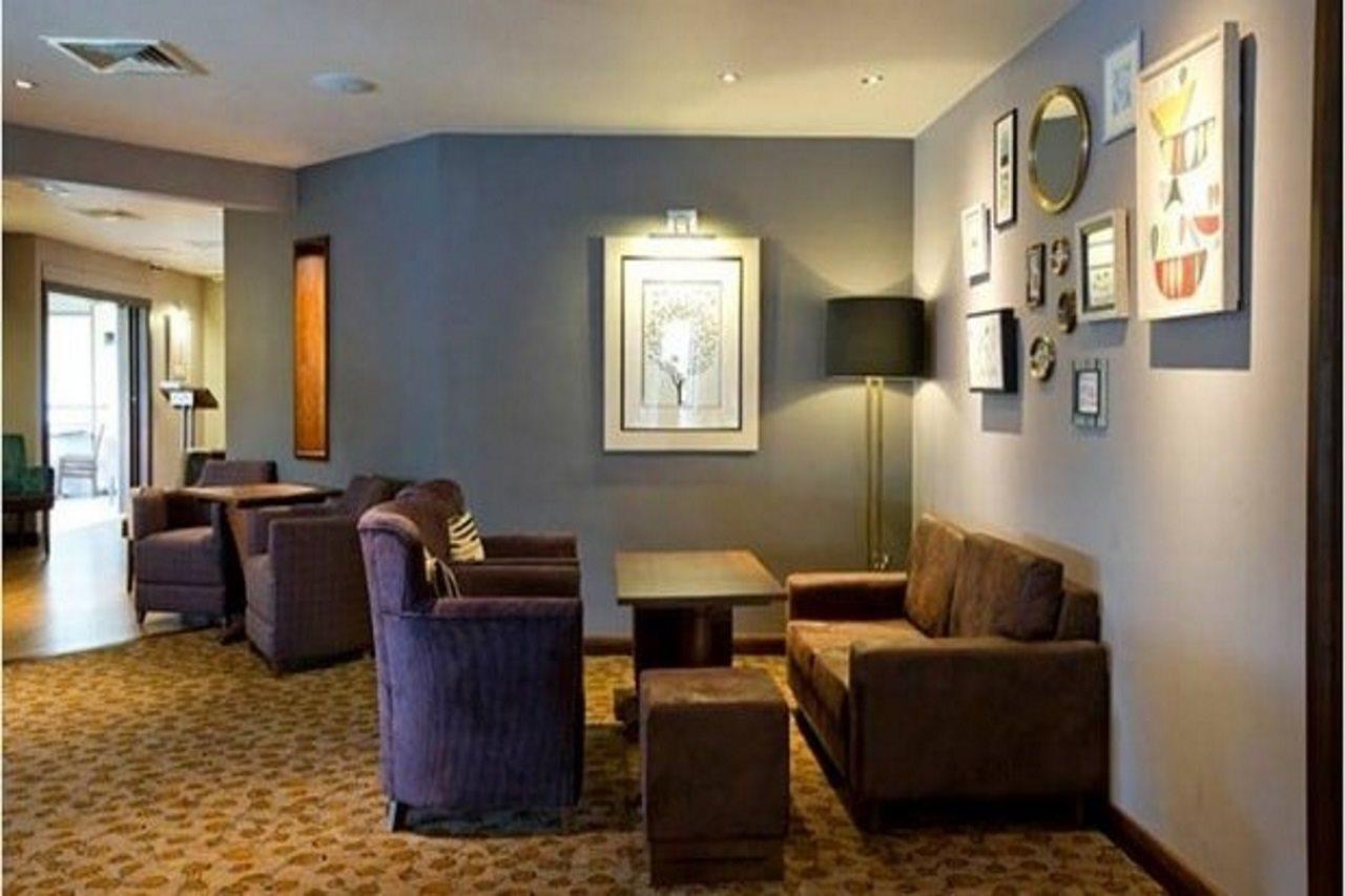 Premier Inn Newcastle Team Valley Gateshead Esterno foto