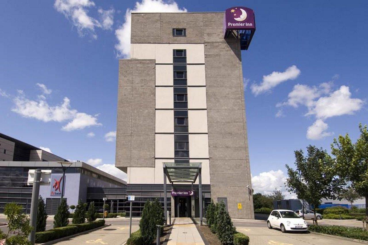 Premier Inn Newcastle Team Valley Gateshead Esterno foto