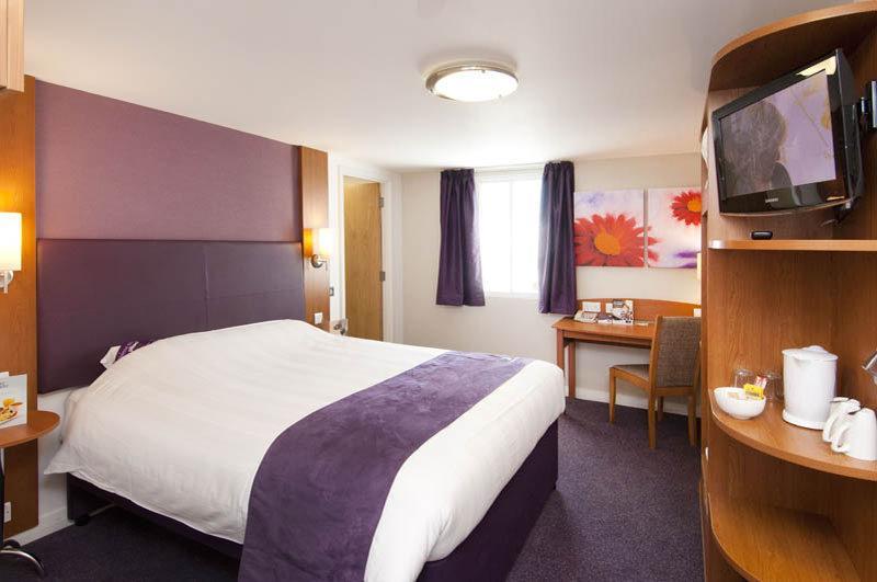 Premier Inn Newcastle Team Valley Gateshead Esterno foto